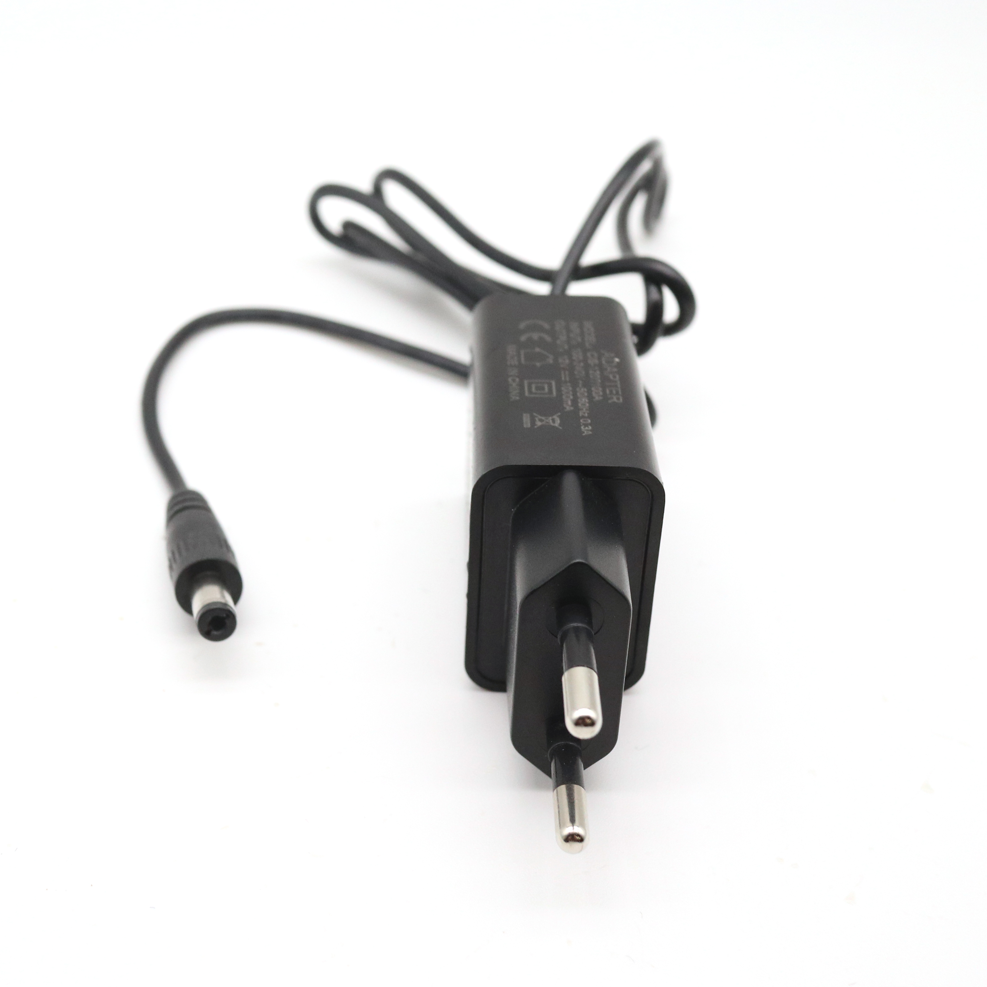 M4 EU mit festem Kabel (Black)